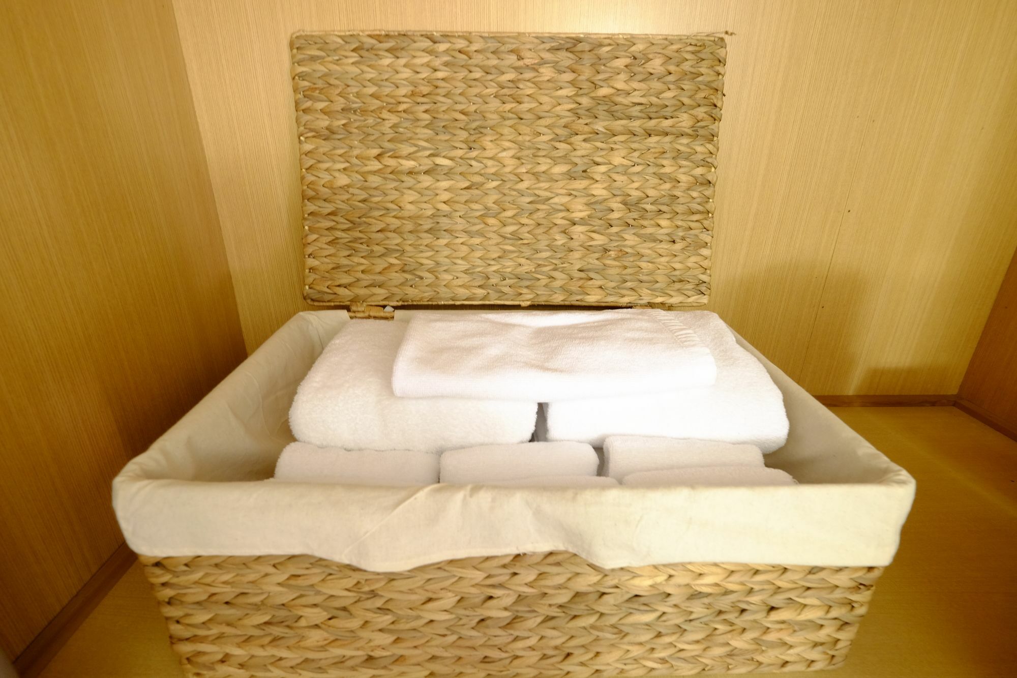 Ookini Hotels Karasuma Gojo Apartment Kyoto Exterior photo